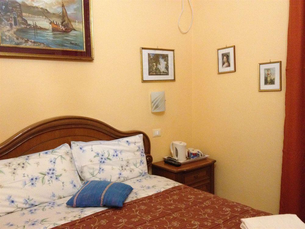 A Casa Doina Airport2 Bed and Breakfast Pisa Buitenkant foto