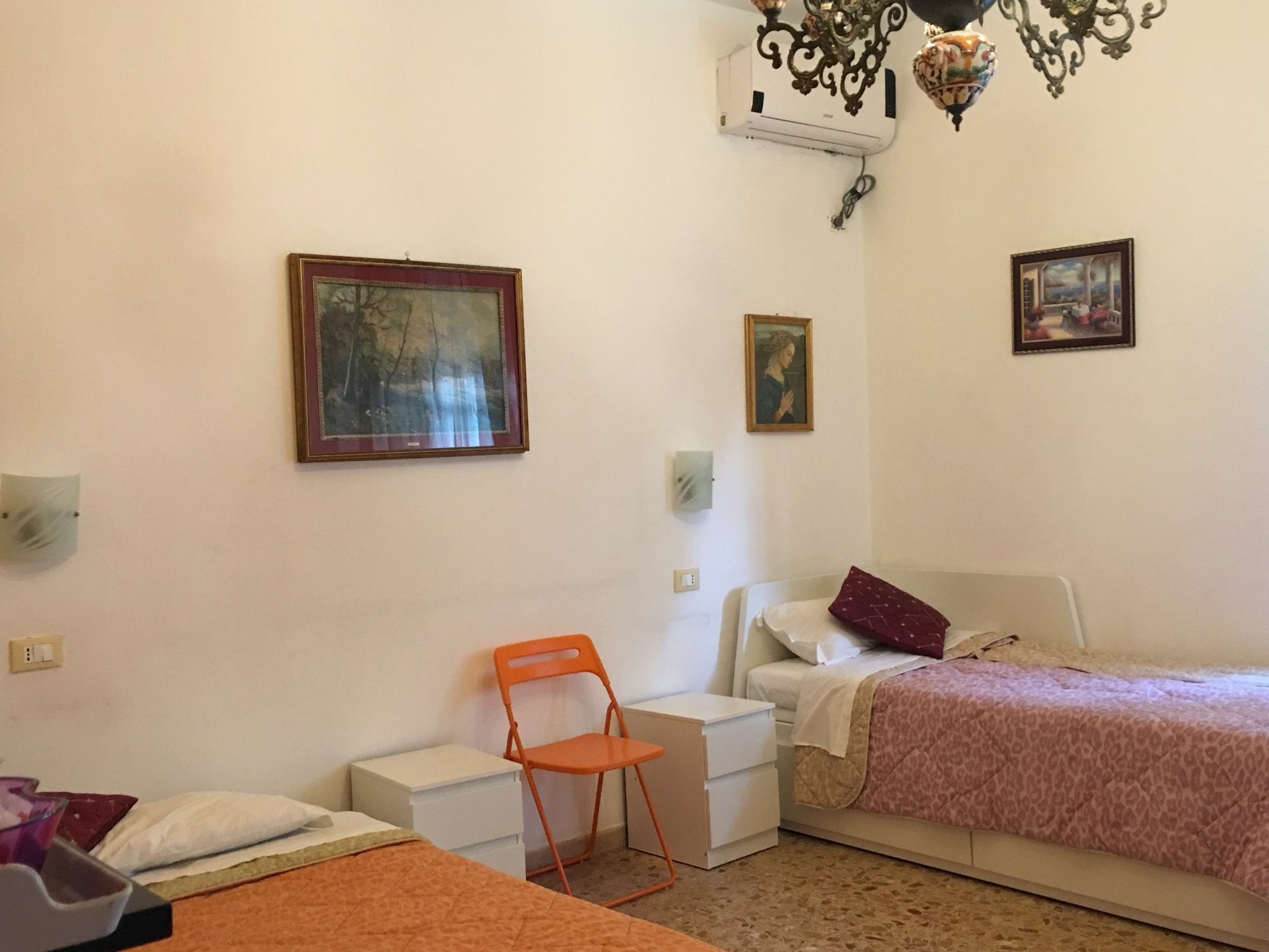 A Casa Doina Airport2 Bed and Breakfast Pisa Buitenkant foto